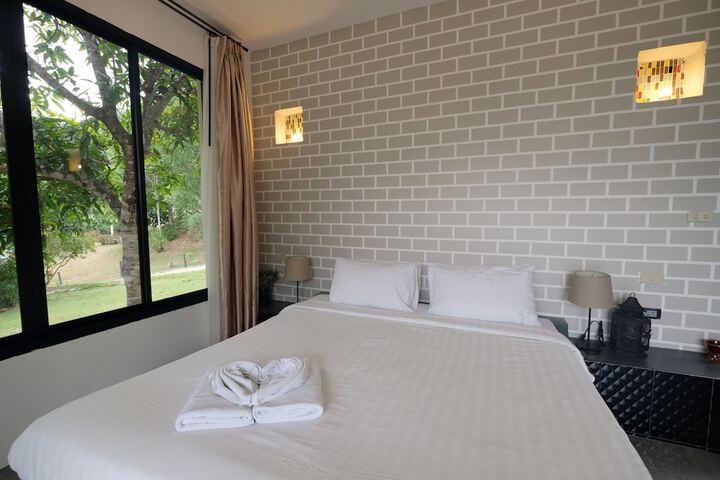 Room 19 of 65