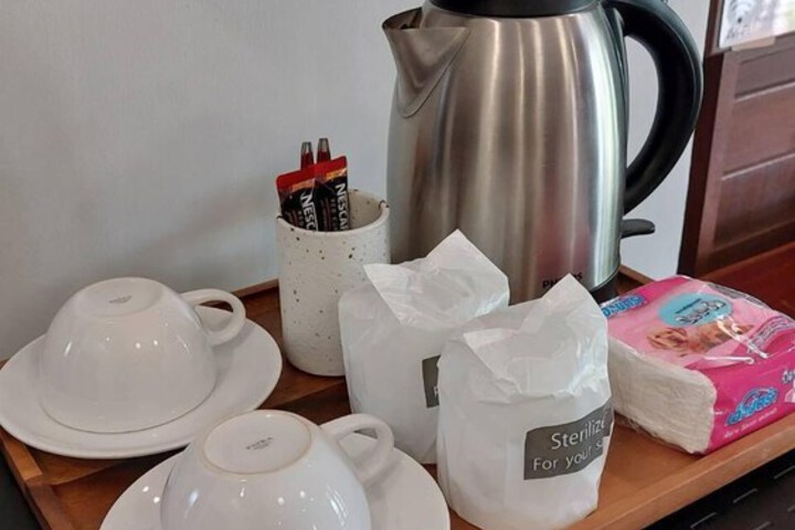 Breakfast/Coffee Service 13 of 38