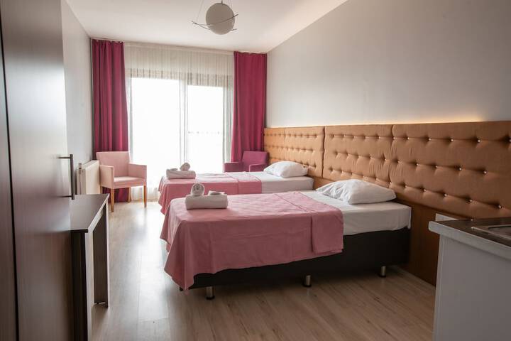 Room 7 of 22