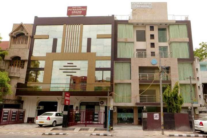 Hotel Pitrashish Premium in New Delhi