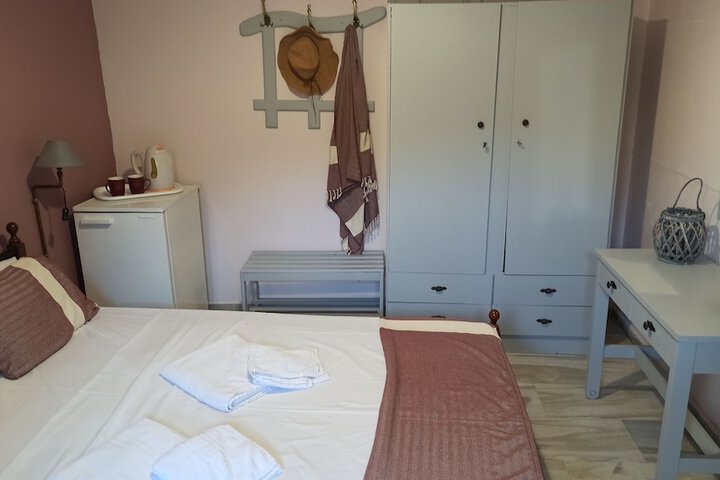 Room 31 of 102