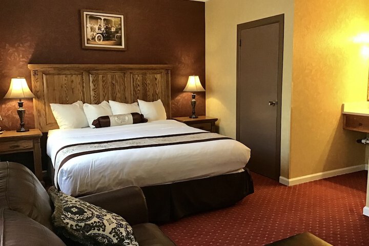 Room 30 of 76