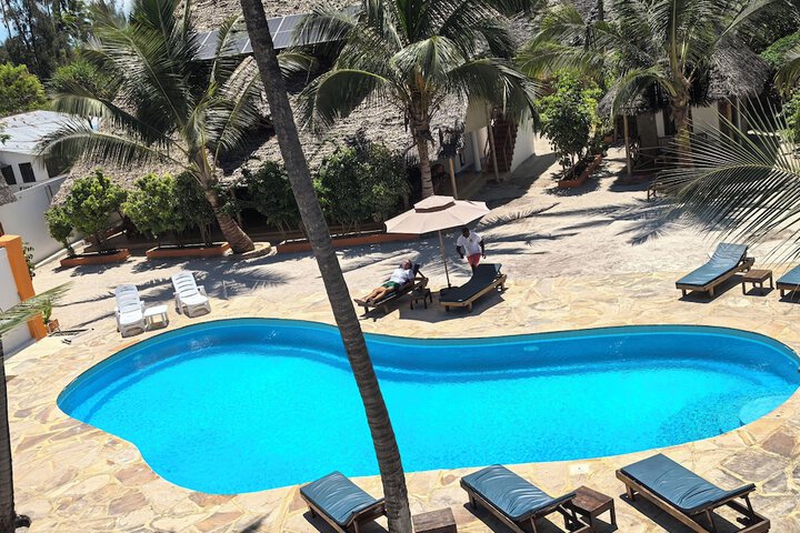 Sunset Mkuu Boutique Hotel