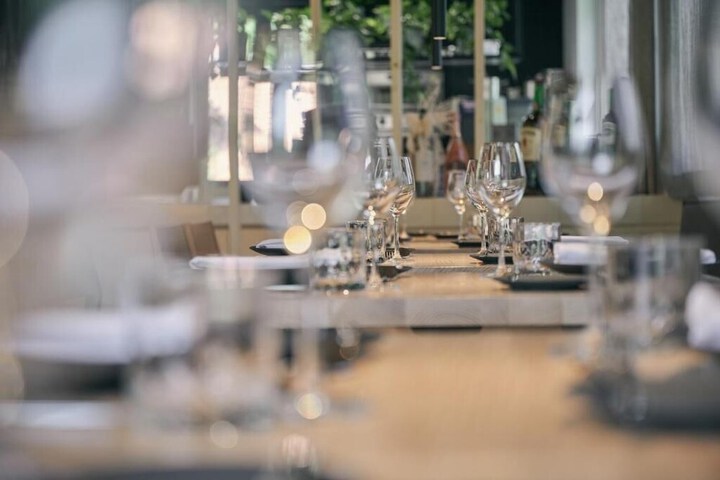 Dining 70 of 94