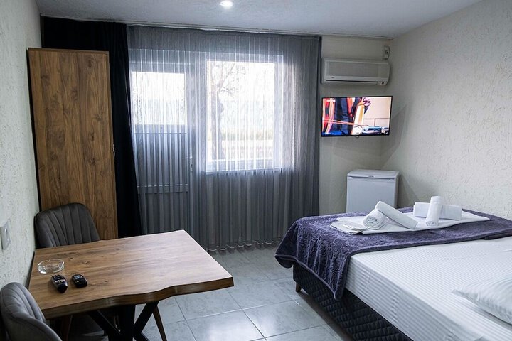 Room 3 of 23
