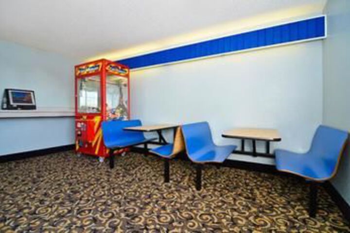 Hotel Interior 55 of 75