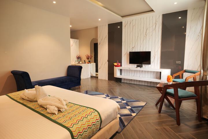 Room 16 of 42