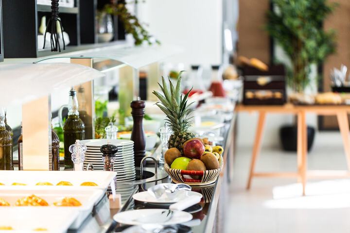 Dining 81 of 102