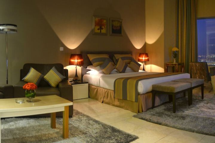 Room 5 of 42