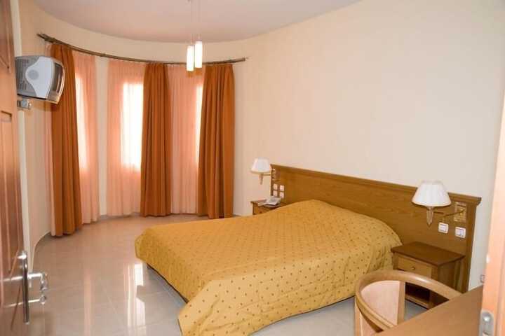 Room 6 of 56