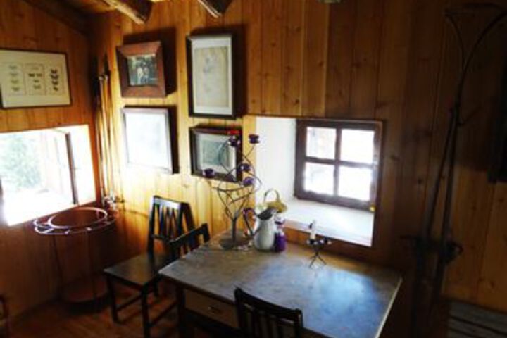 Room 46 of 69