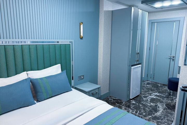 Room 59 of 107