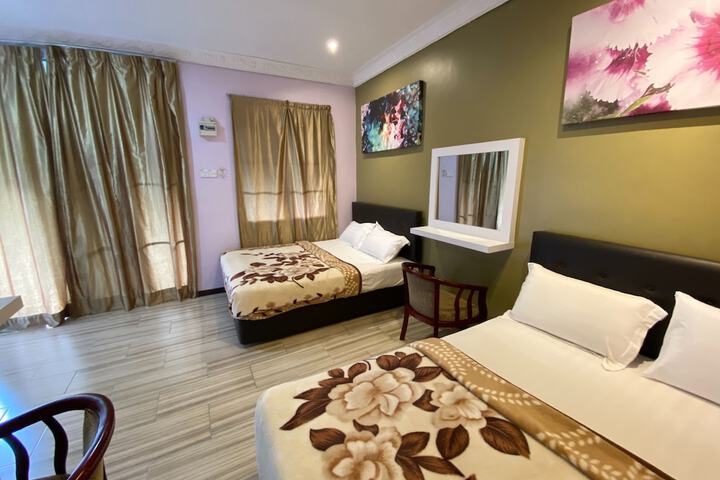 Room 8 of 31
