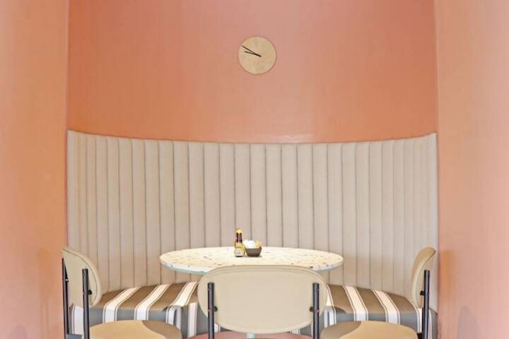 Breakfast/Coffee Service 96 of 155