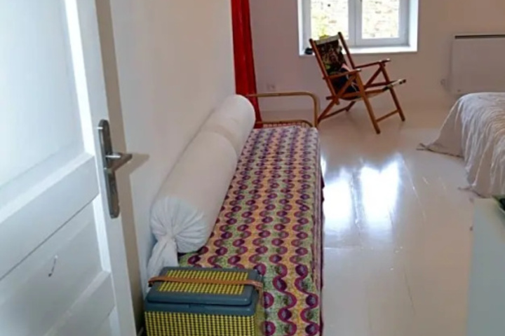 Room 5 of 14