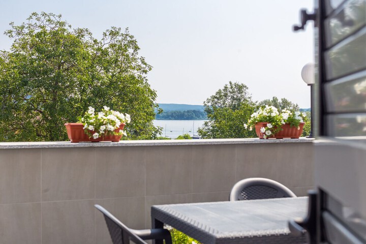 Terrace/Patio 23 of 23