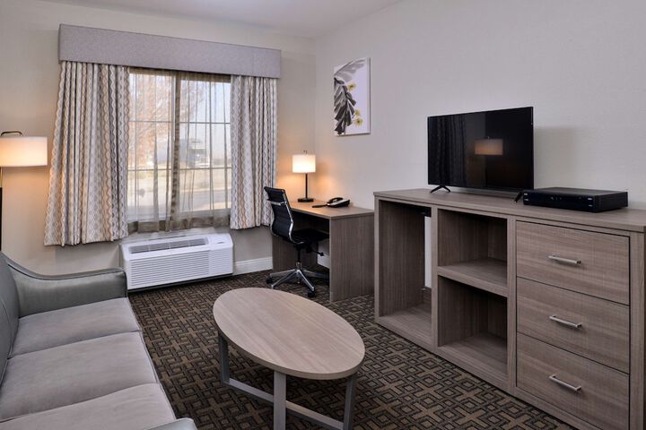 1 Queen Bed Second Floor Sofa Bed Sitting Area Work Desk WiFi Full Breakfast (8 of 19)