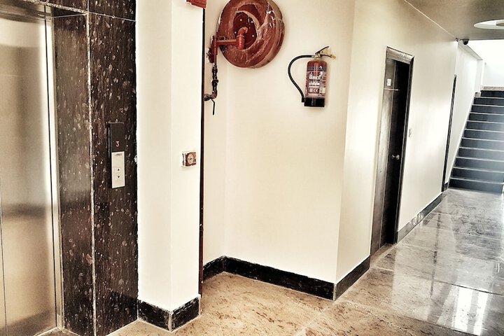 Ballroom/Hall 64 of 74