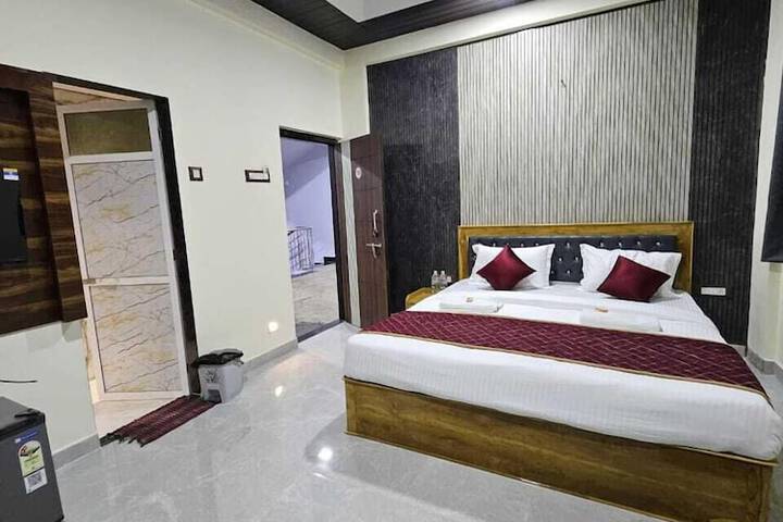 Room 6 of 41