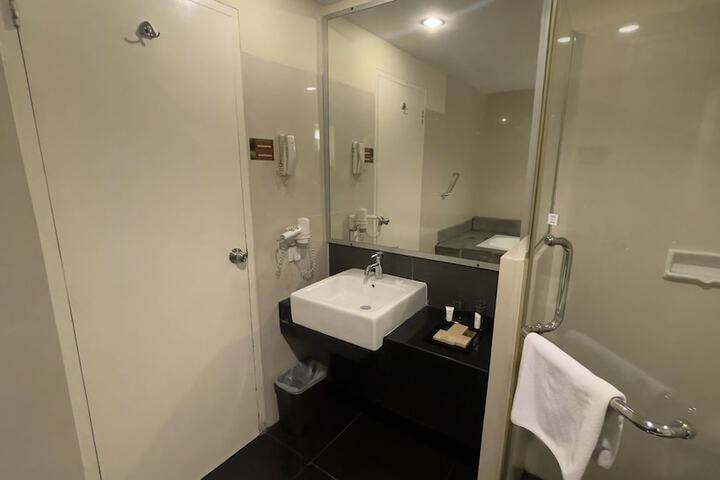 Clean Restrooms