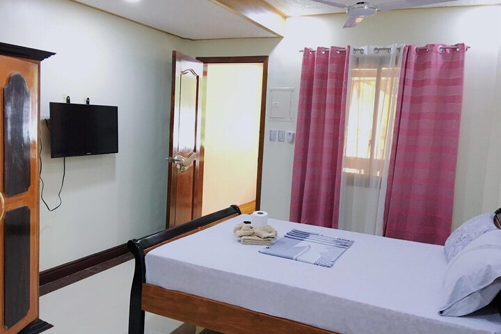 Room 13 of 39