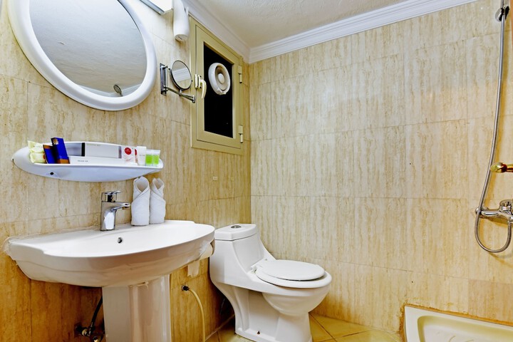 Room 29 of 31