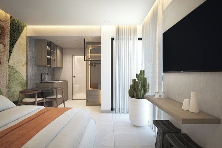 Room 15 of 37