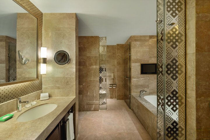 Room 42 of 82