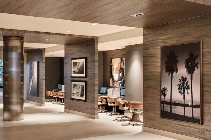 Meeting facility