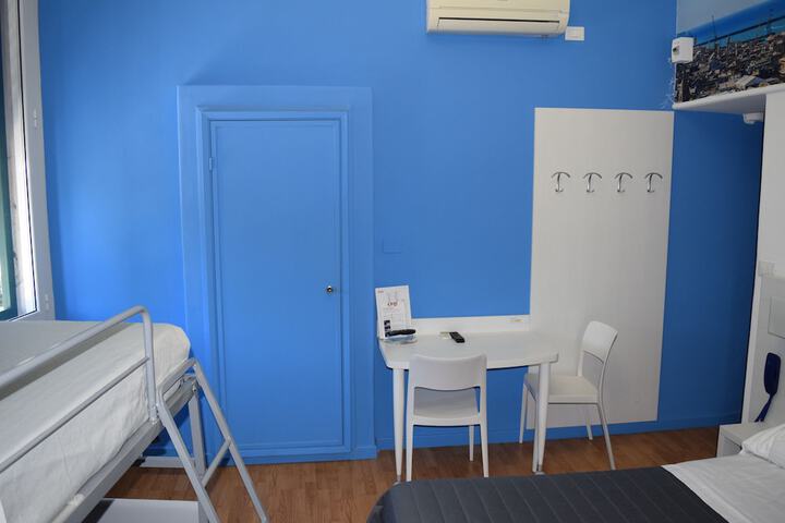 Room 13 of 51
