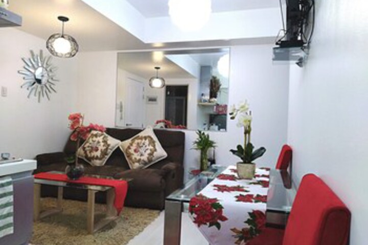 Room 4 of 25