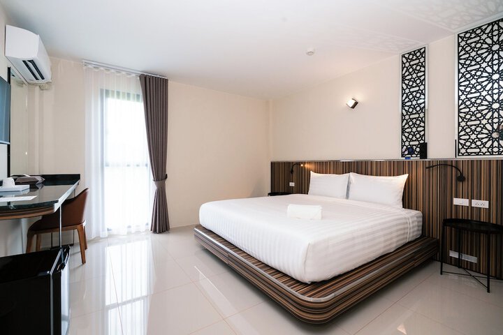Room 43 of 97