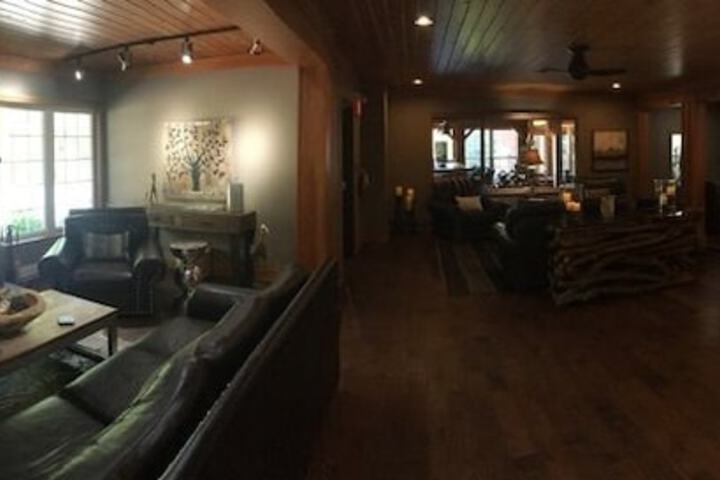 Hotel Interior 9 of 94