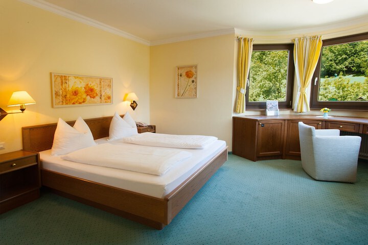 Room 6 of 57