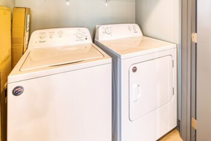 Laundry 94 of 283