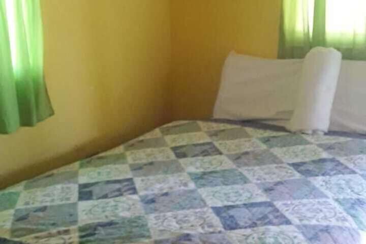 Room 2 of 28