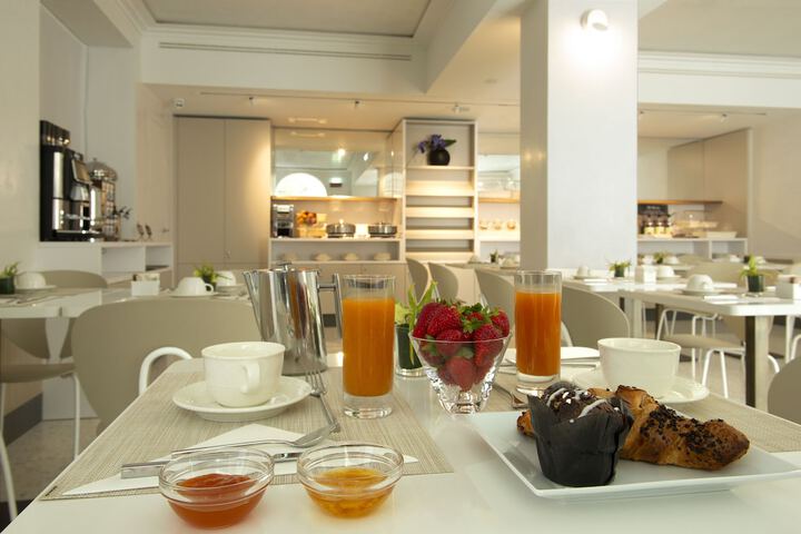 Breakfast/Coffee Service 45 of 50