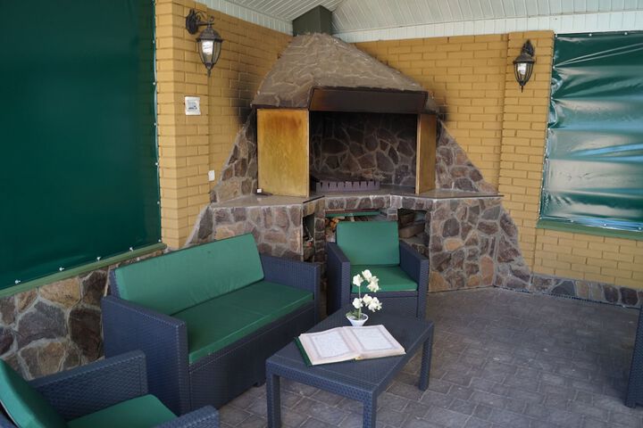 Hotel Exterior 58 of 60