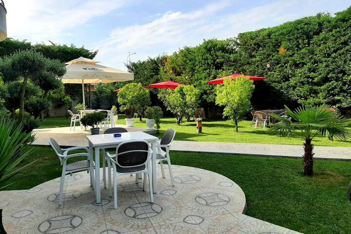 Hotel Vila Arbri