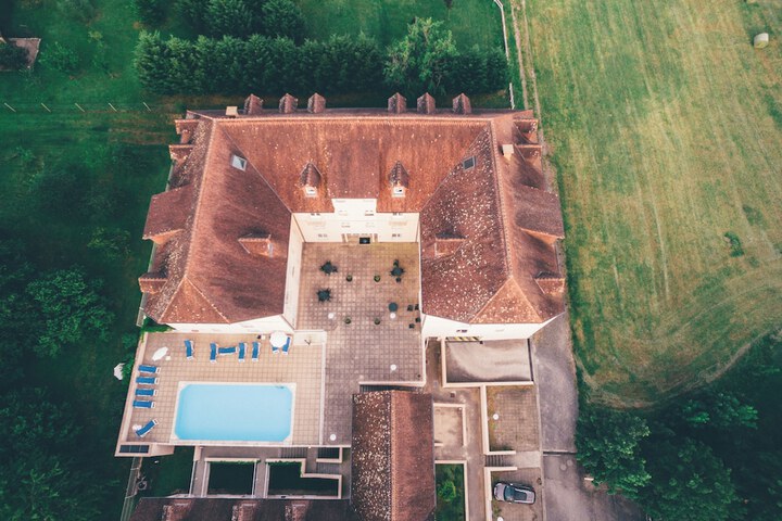Pool 38 of 48