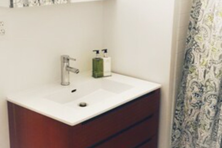 Room 3 of 18