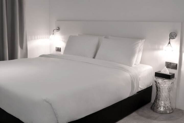 Room 16 of 47