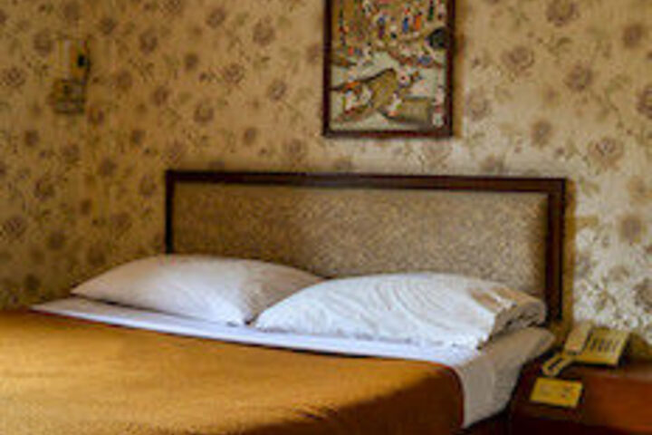 Hotel 10 of 15