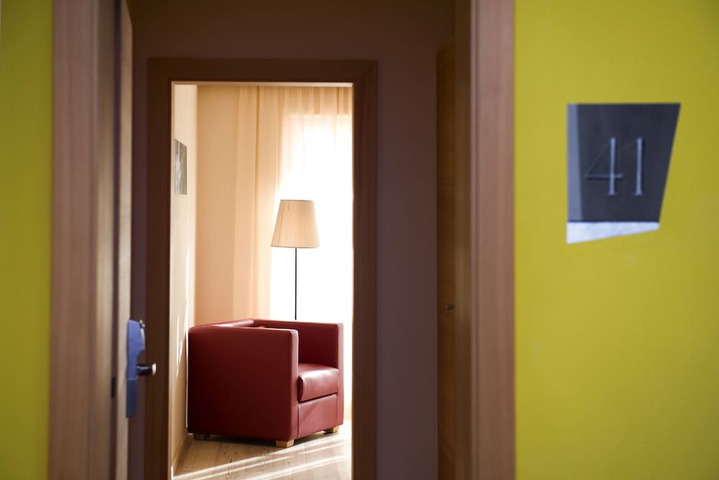 Room 5 of 70