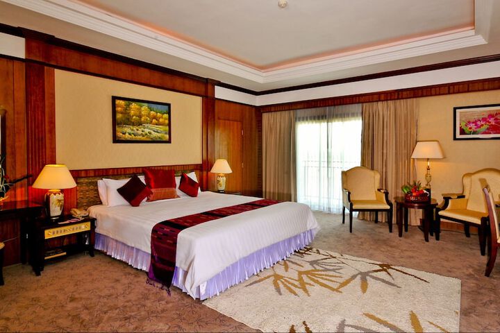 Room 20 of 103