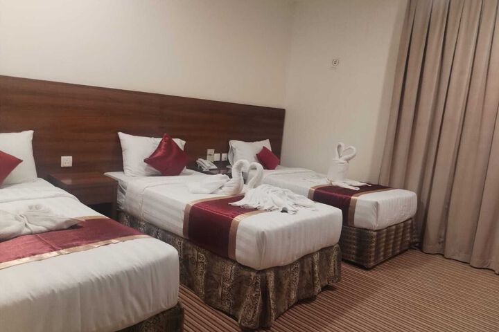 Room 70 of 97