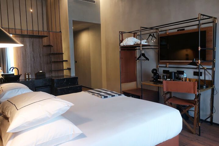 Room 22 of 72