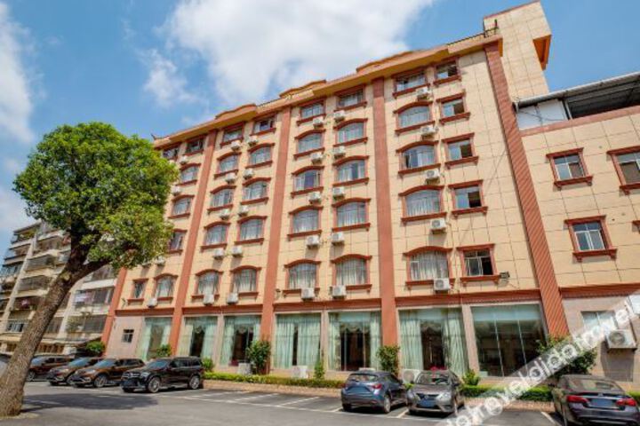 Hotel 1 of 21