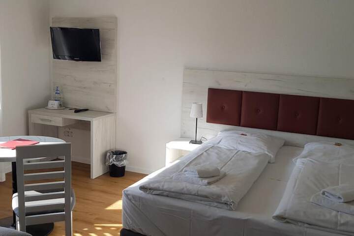 Room 9 of 61