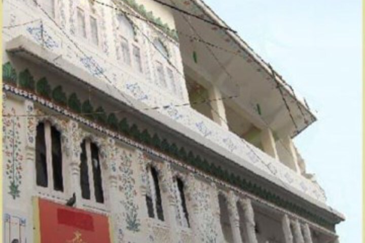 Exterior of Hotel Nayan Palace